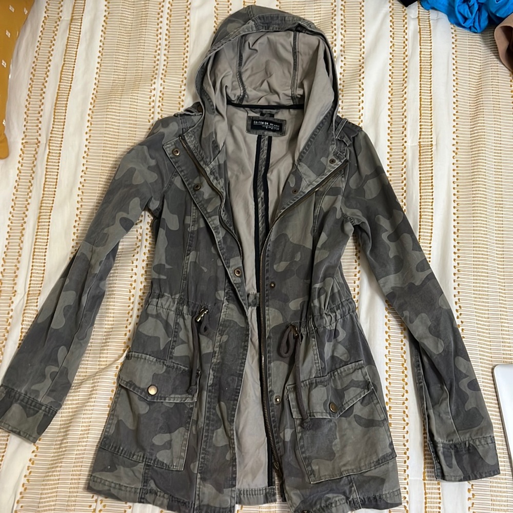 Cotton On camo jacket